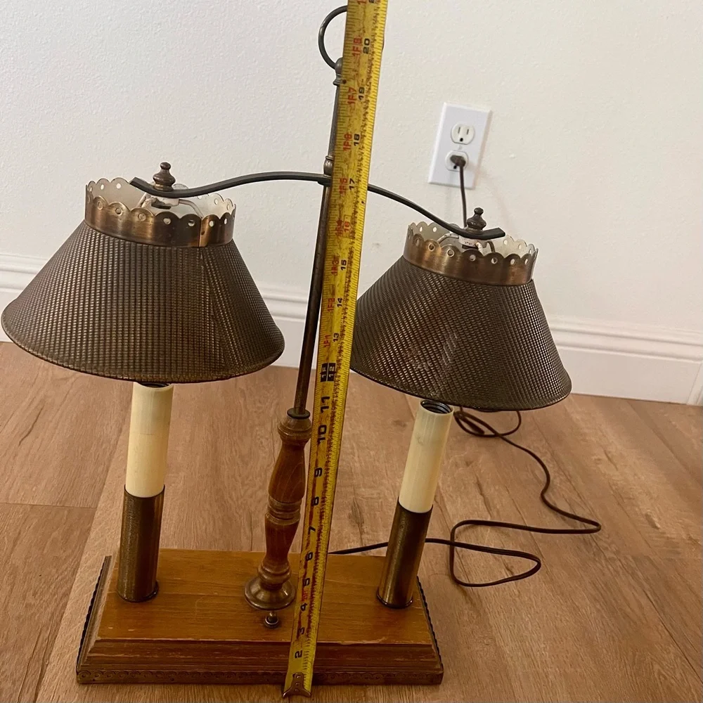 RARE Vtg Mid Century Hollywood Regency Feldman Co Label Brass Shades Table‎ Lamp